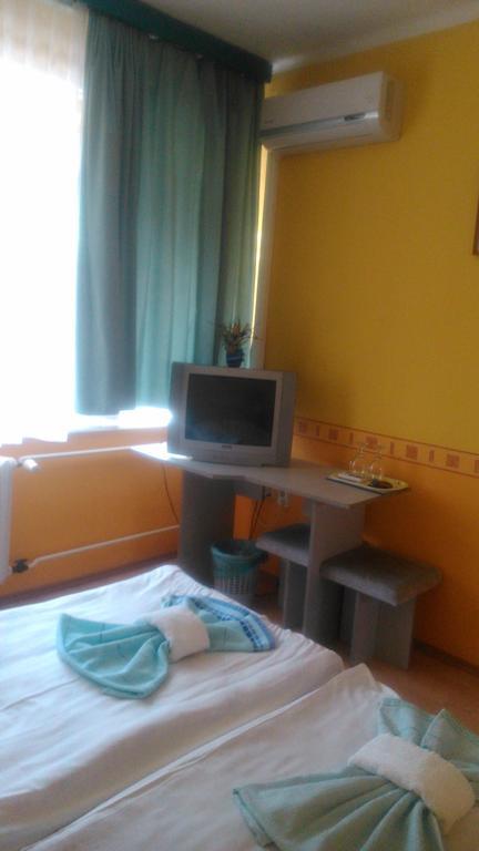 Hotel Dombóvár Camera foto