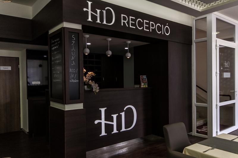 Hotel Dombóvár Esterno foto